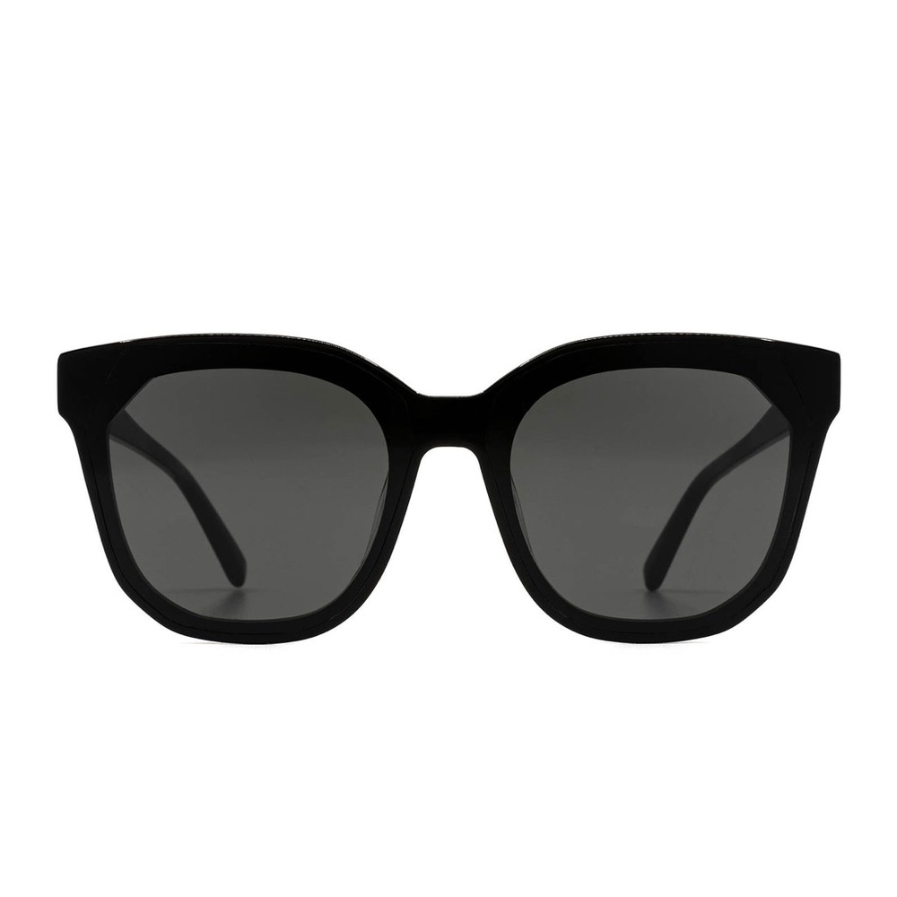 DIFF Eyewear “Gia” 62MM Black Oversized Sunglasses with case